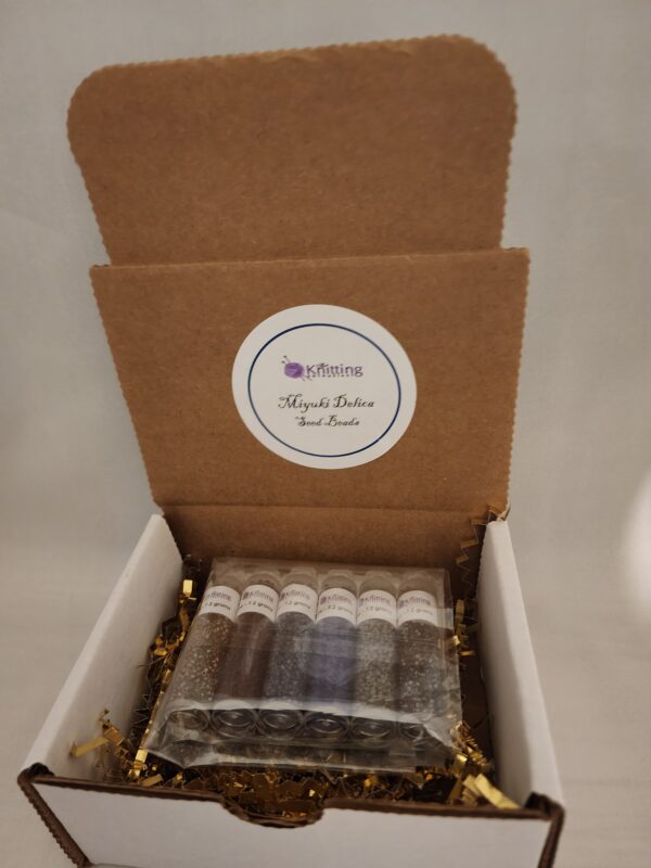 Miyuki Delica Metallic Seed Bead Kit - Image 8
